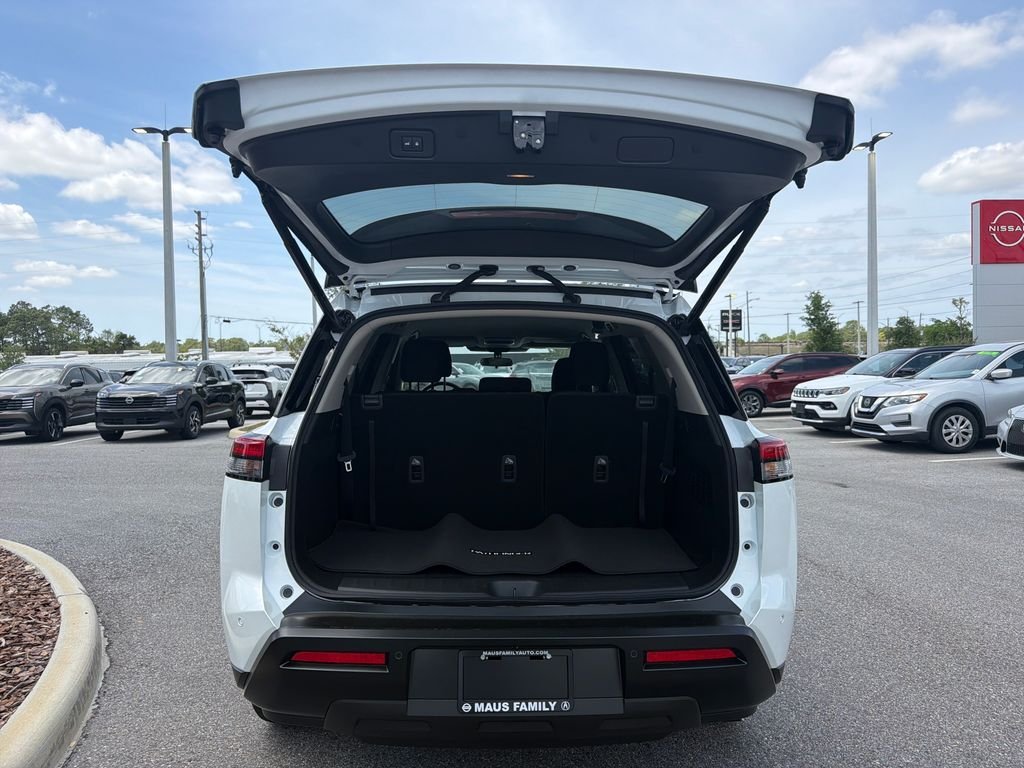 New 2026 Nissan Pathfinder SV 4D Sport Utility