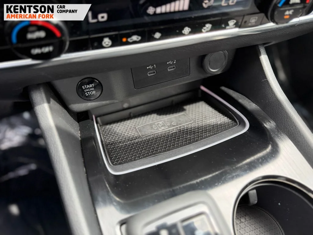 Used 2026 White Nissan SL image 18