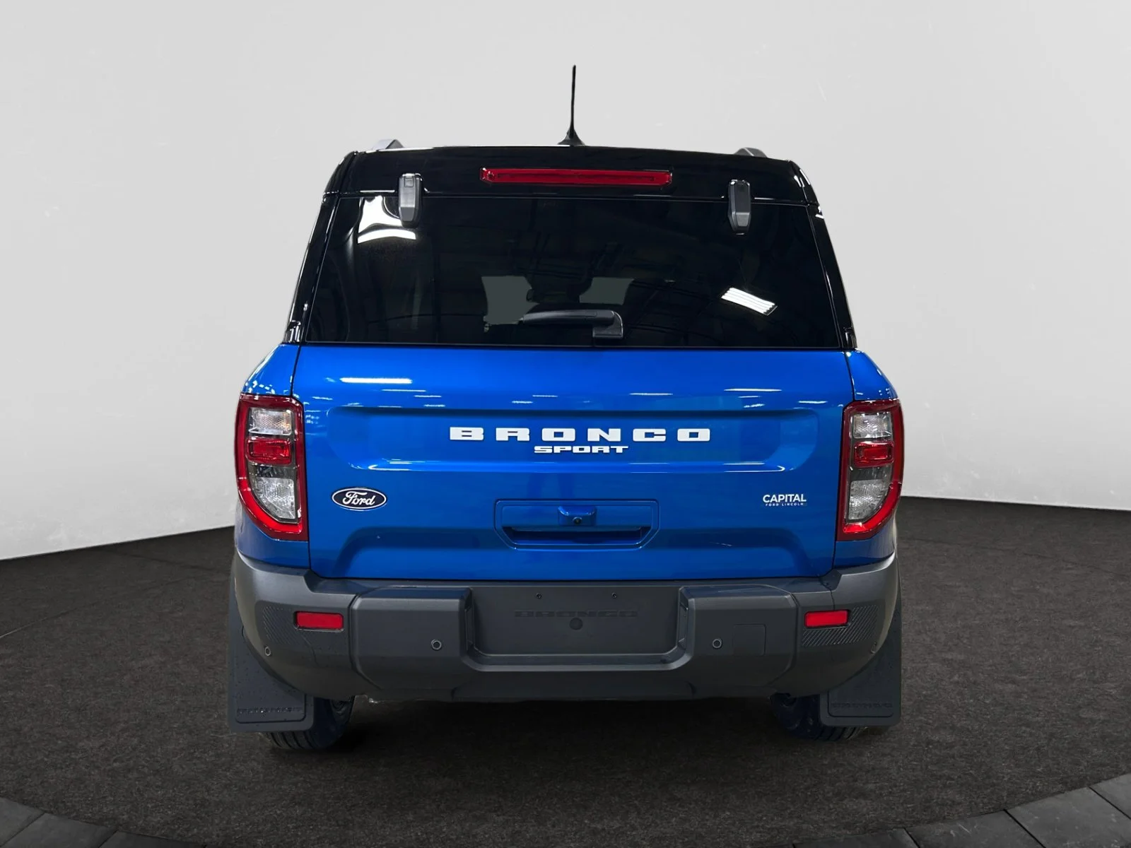 New 2026 Velocity Blue Metallic Ford Outer Banks image 4