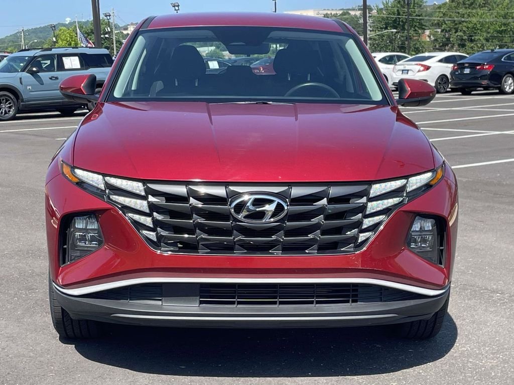 Used 2024 Red Hyundai SE image 9