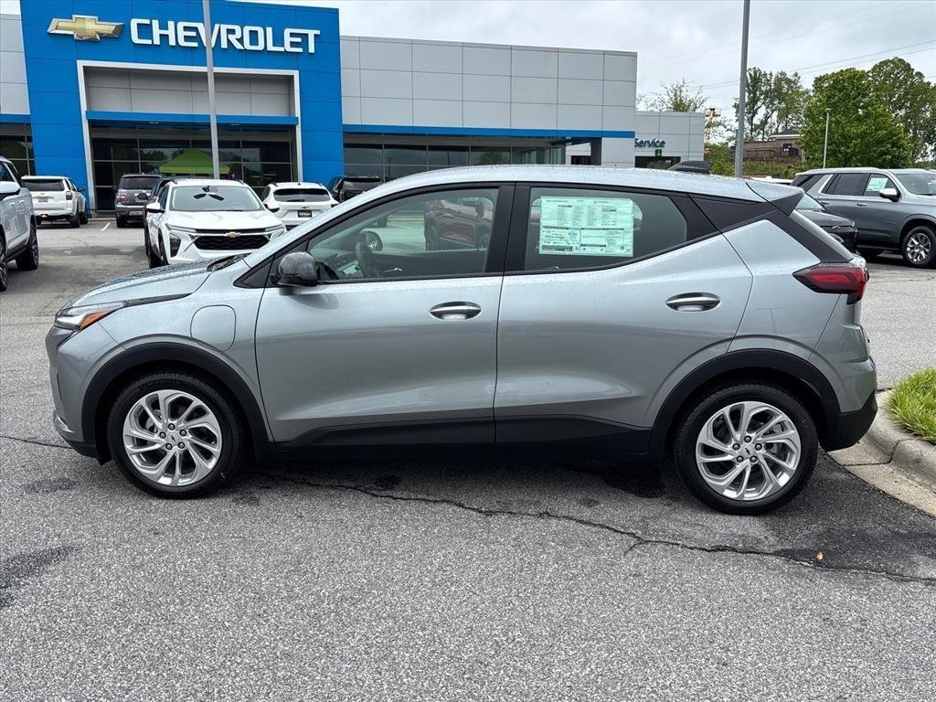 New 2027 Sterling Grey Metallic Chevrolet LT image 2