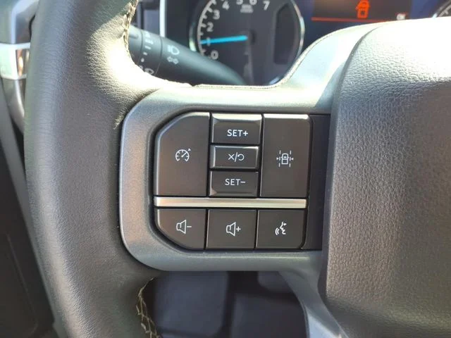 Used 2023 Oxford White Ford XLT image 7