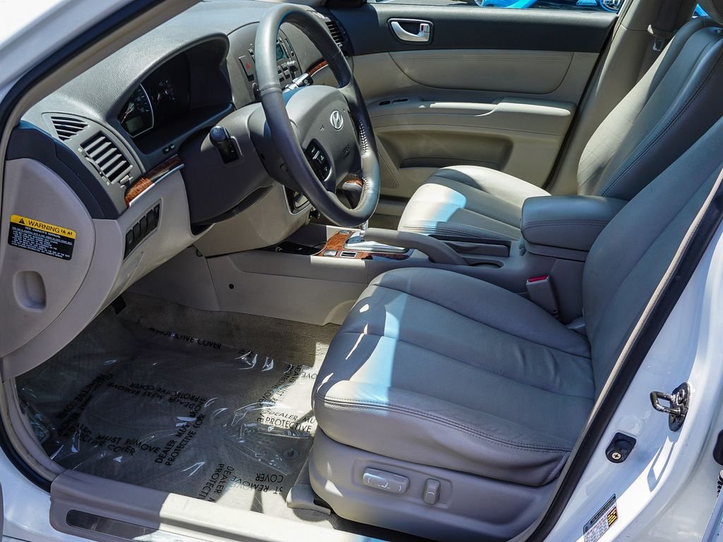Used 2006 White Hyundai GLS V6 image 17