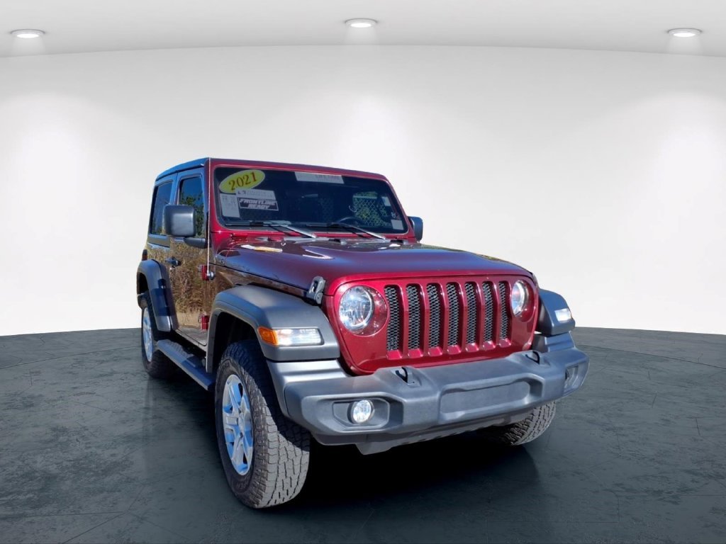 Used 2021 Red Jeep Sport S image 10