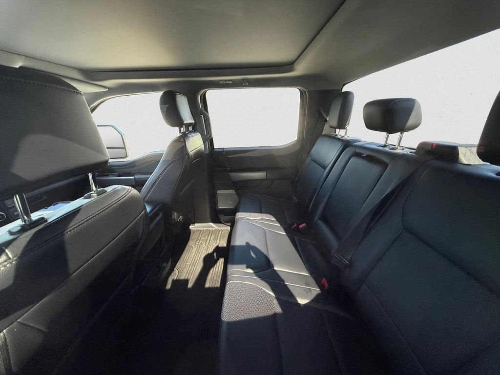 Used 2025 Gray Ford Lariat image 8