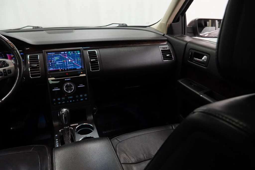 Used 2013 Gray Ford Limited image 17