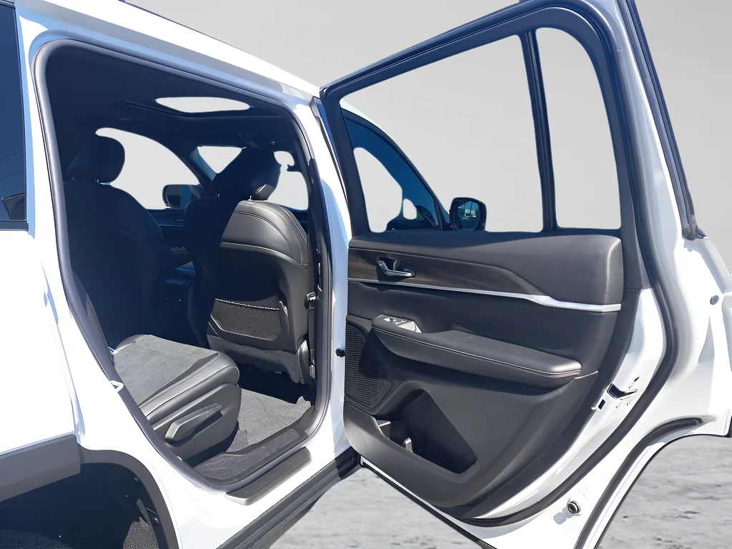 New 2026 Bright White Clearcoat Jeep Altitude image 13