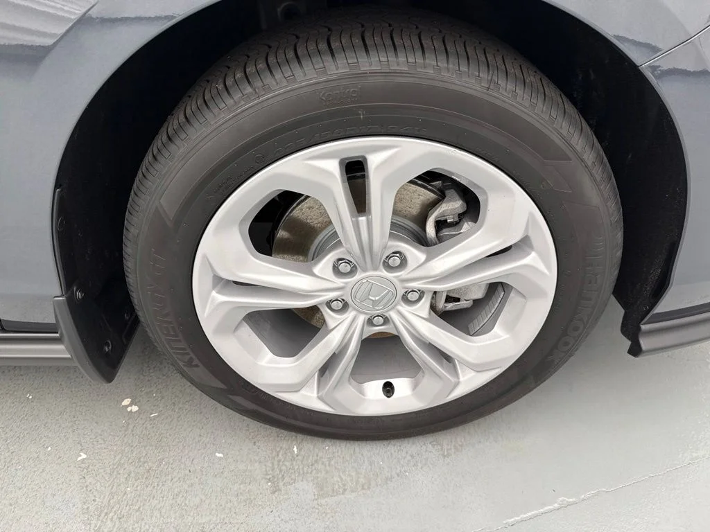 New 2026 Meteorite Gray Metallic Honda LX image 13