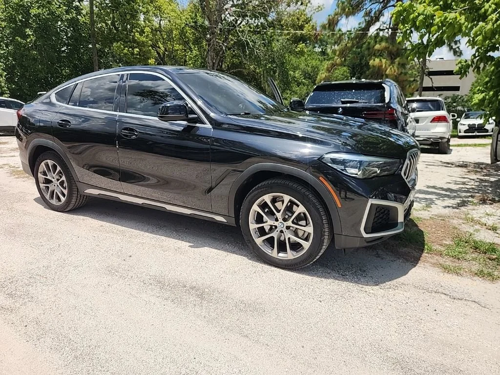 2023 BMW X6 xDrive40i's photo