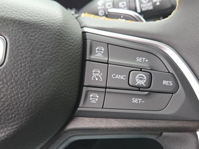 New 2026 Diamond Black Crystal Pearl-Coat Exterior Paint Jeep 85th Anniversary Edition image 19