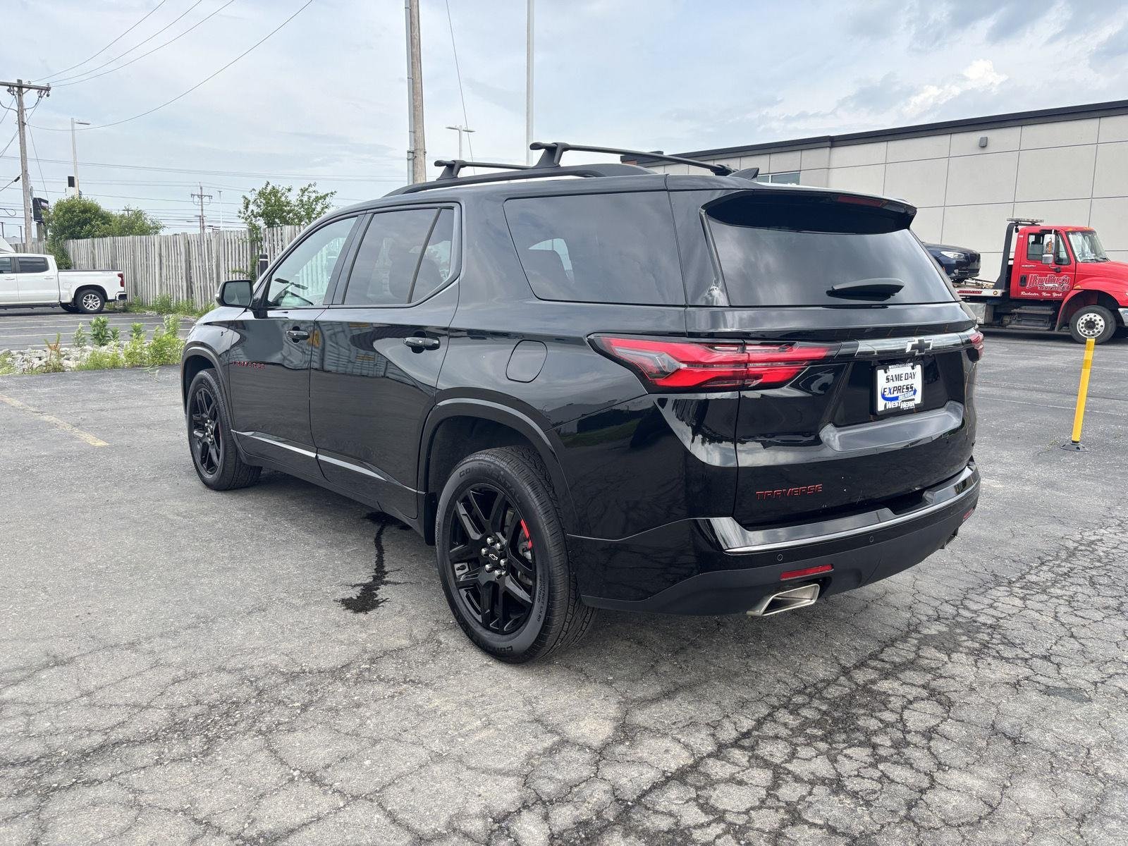 Used 2023 Black Metallic Chevrolet Premier image 5