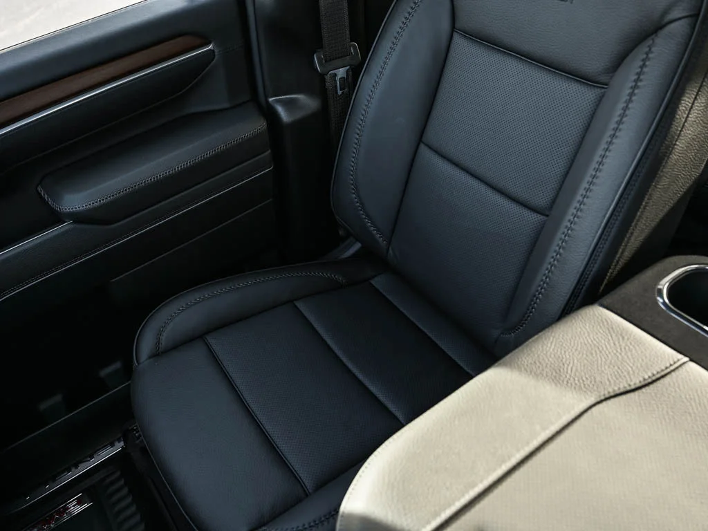 2026 GMC Sierra 3500HD Denali - Photo 24