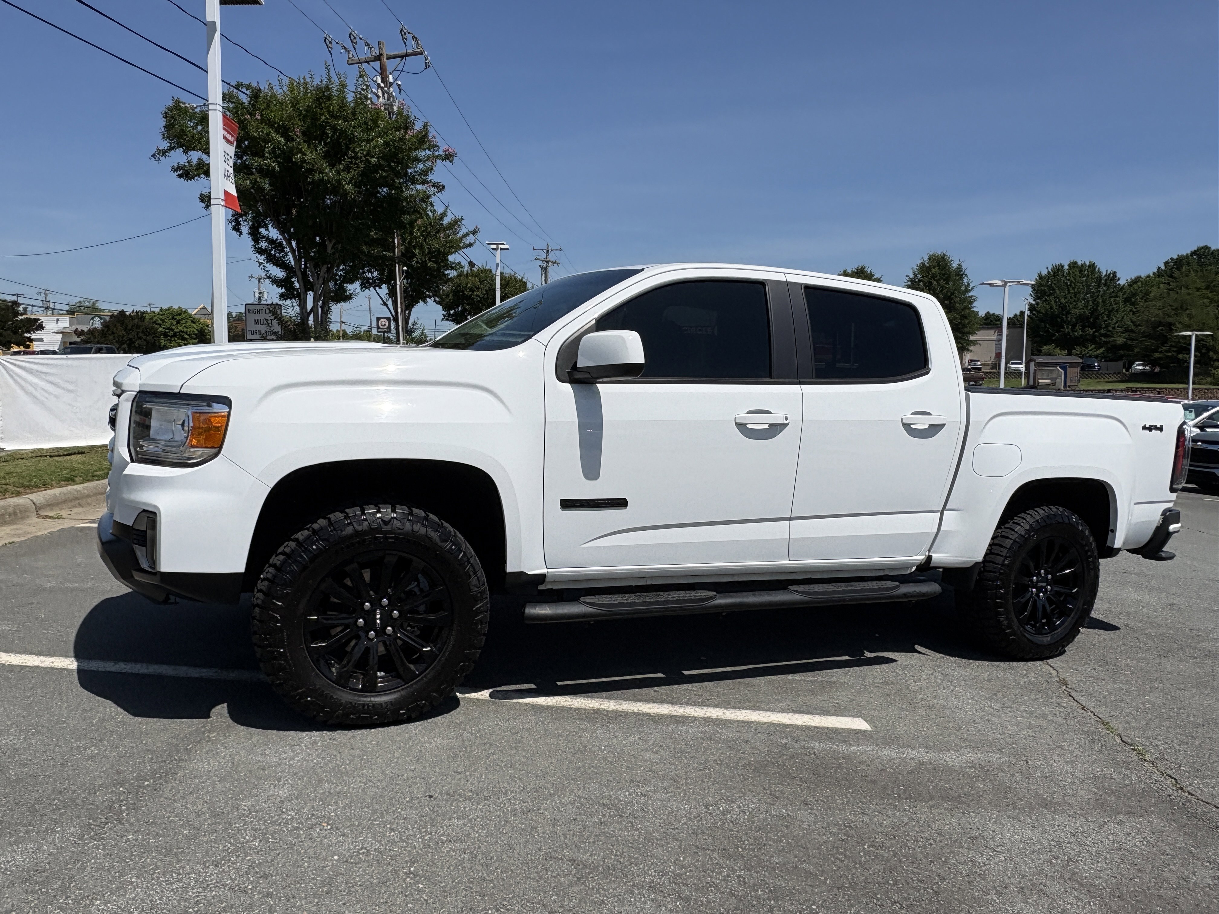 2021 GMC Canyon 4WD Elevation Crew Cab Short Box's photo