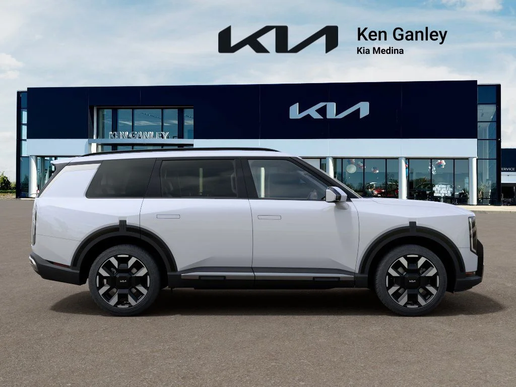 New 2027 Glacial White Pearl Kia S image 7