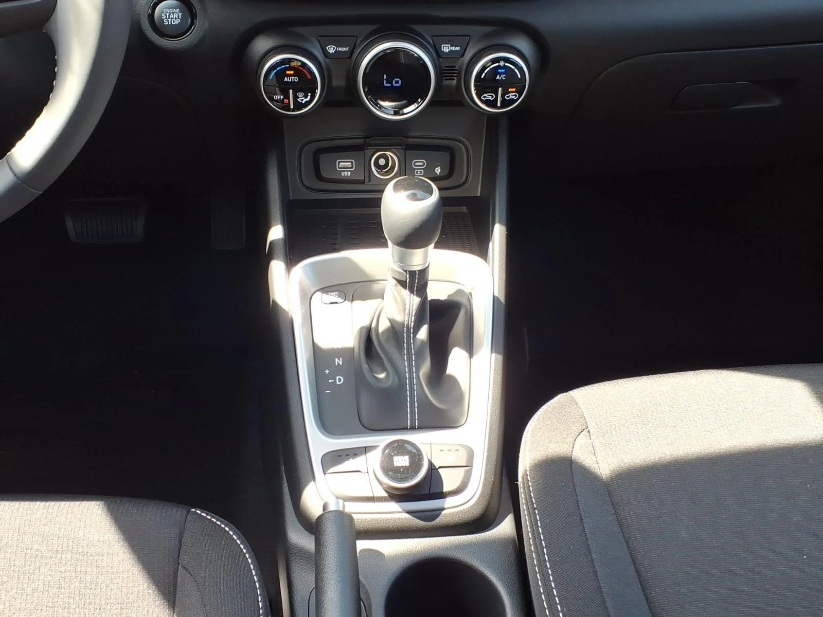 New 2026 Onyx Black Hyundai SEL image 19