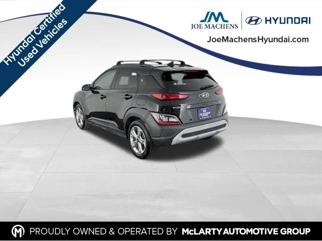 Used 2022 Black Hyundai SEL image 9