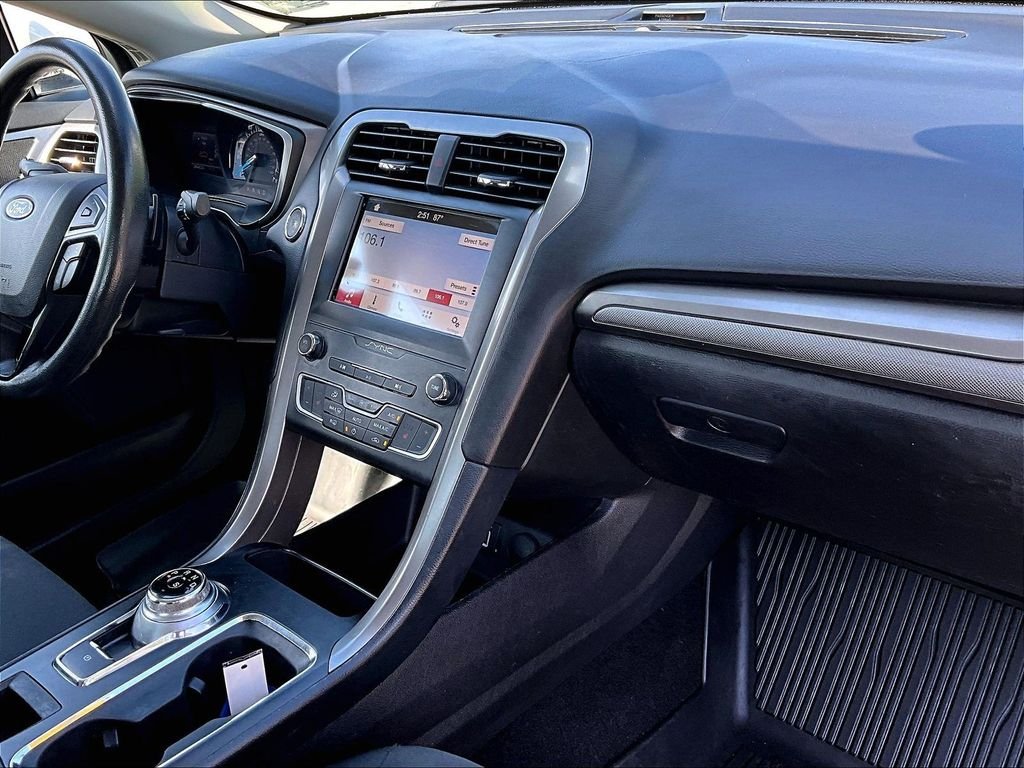 Used 2019 White Ford SE image 14