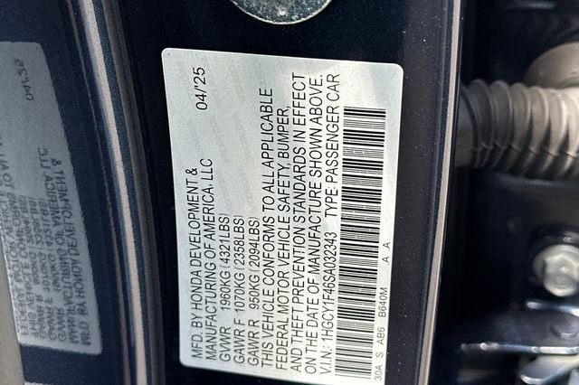 Used 2025 Canyon River Blue Met Honda SE image 33