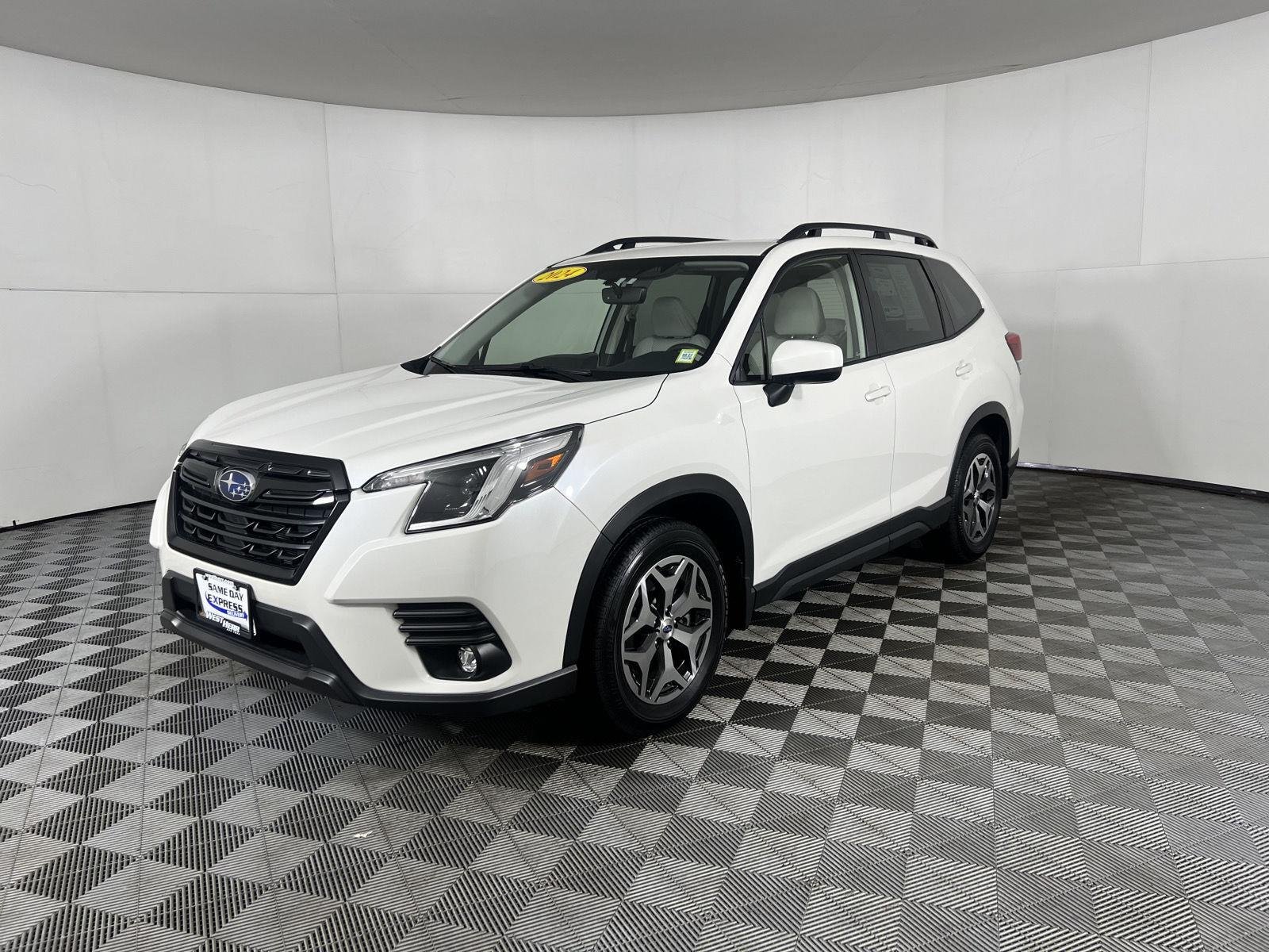 Used 2024 Crystal White Pearl Subaru Premium image 18