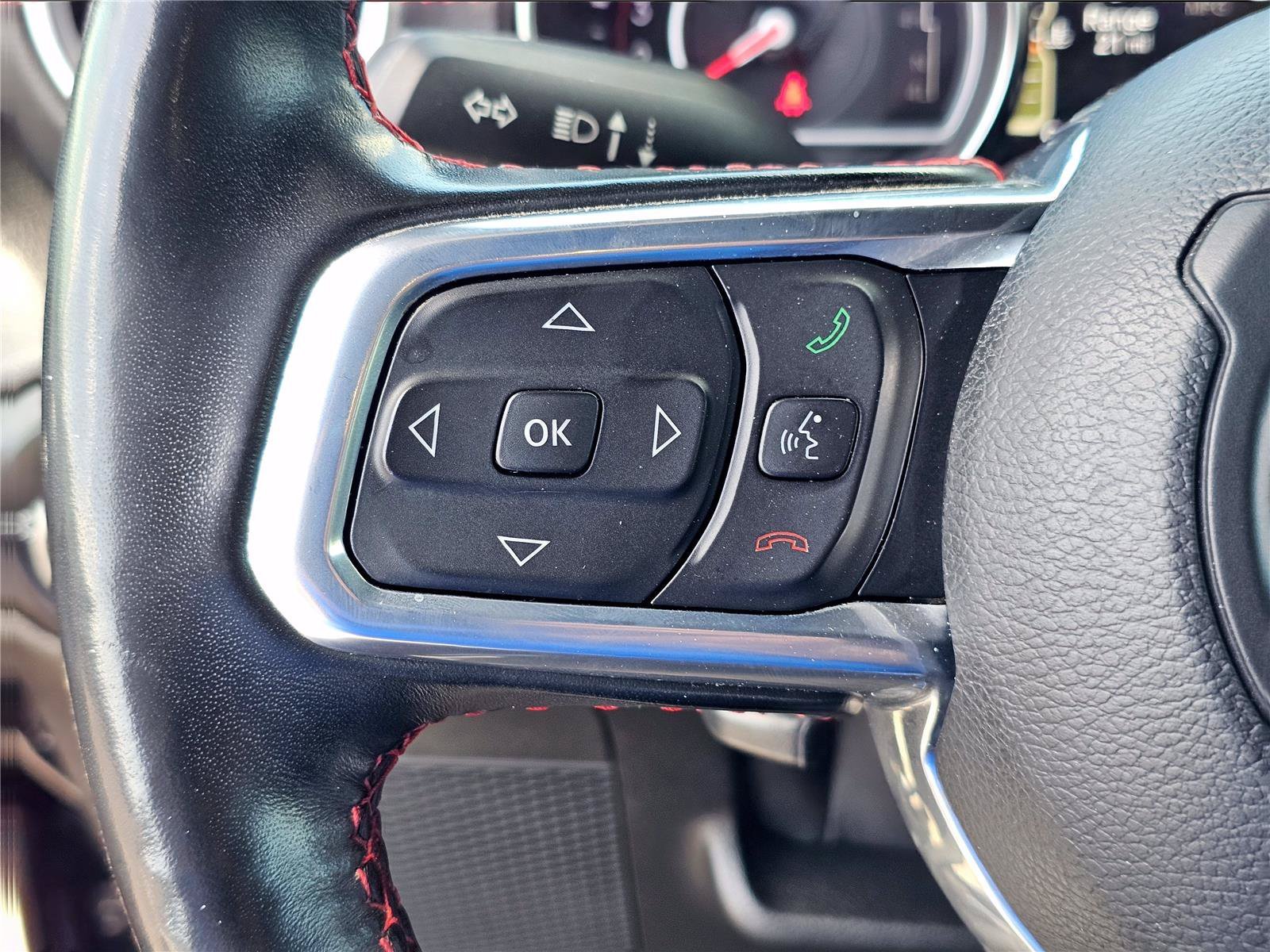 Certified Used 2020 Black Clearcoat Jeep Recon image 22