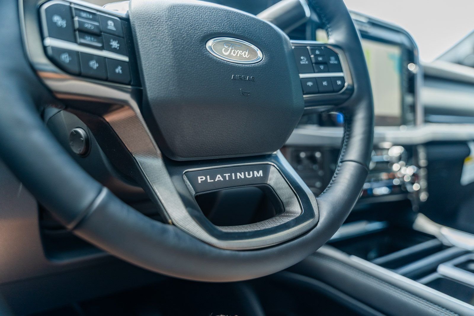 2025 Ford F-350 Super Duty Platinum - Photo 27