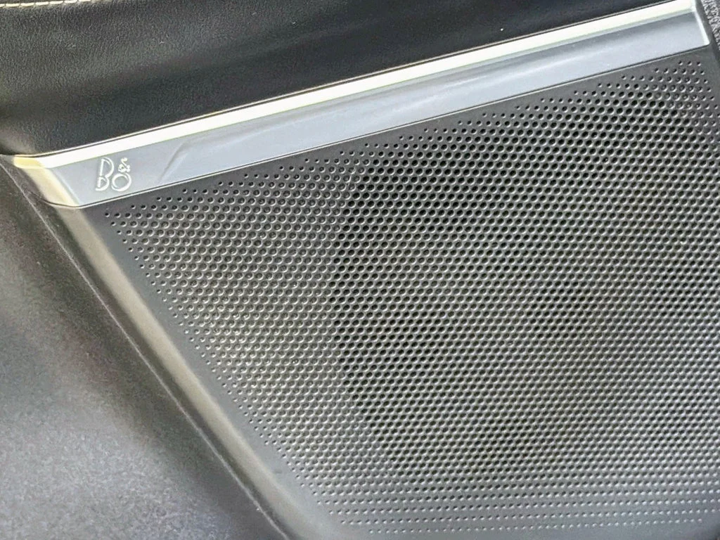 Used 2025 Gray Metallic Ford Platinum image 47