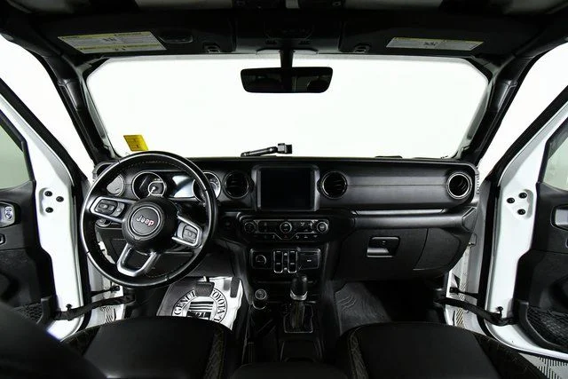 Used 2021 White Jeep Overland image 18
