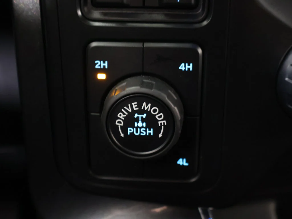 Used 2022 Agate Black Metallic Ford XLT image 53
