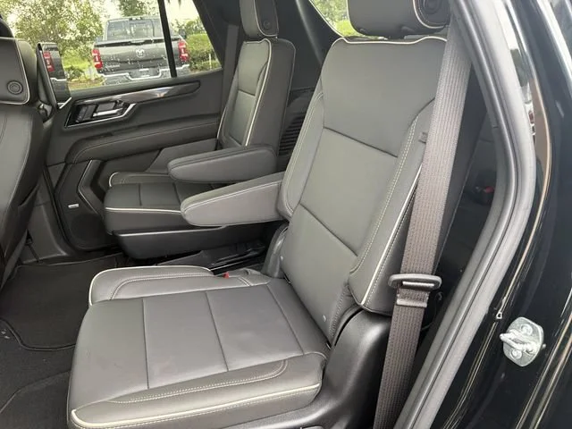 New 2026 Onyx Black GMC Elevation image 14