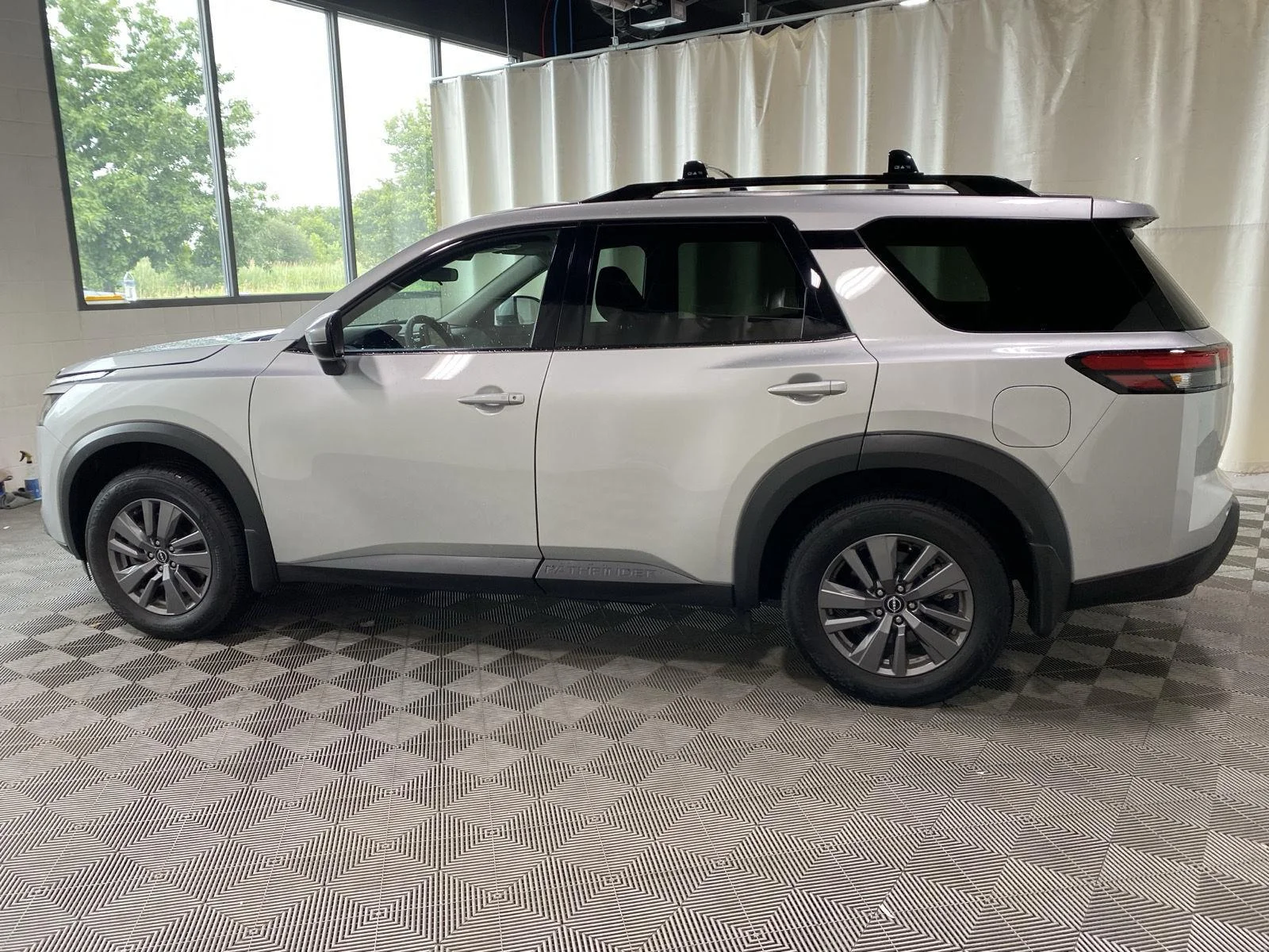 Used 2024 Brilliant Silver Metallic Nissan SV image 5