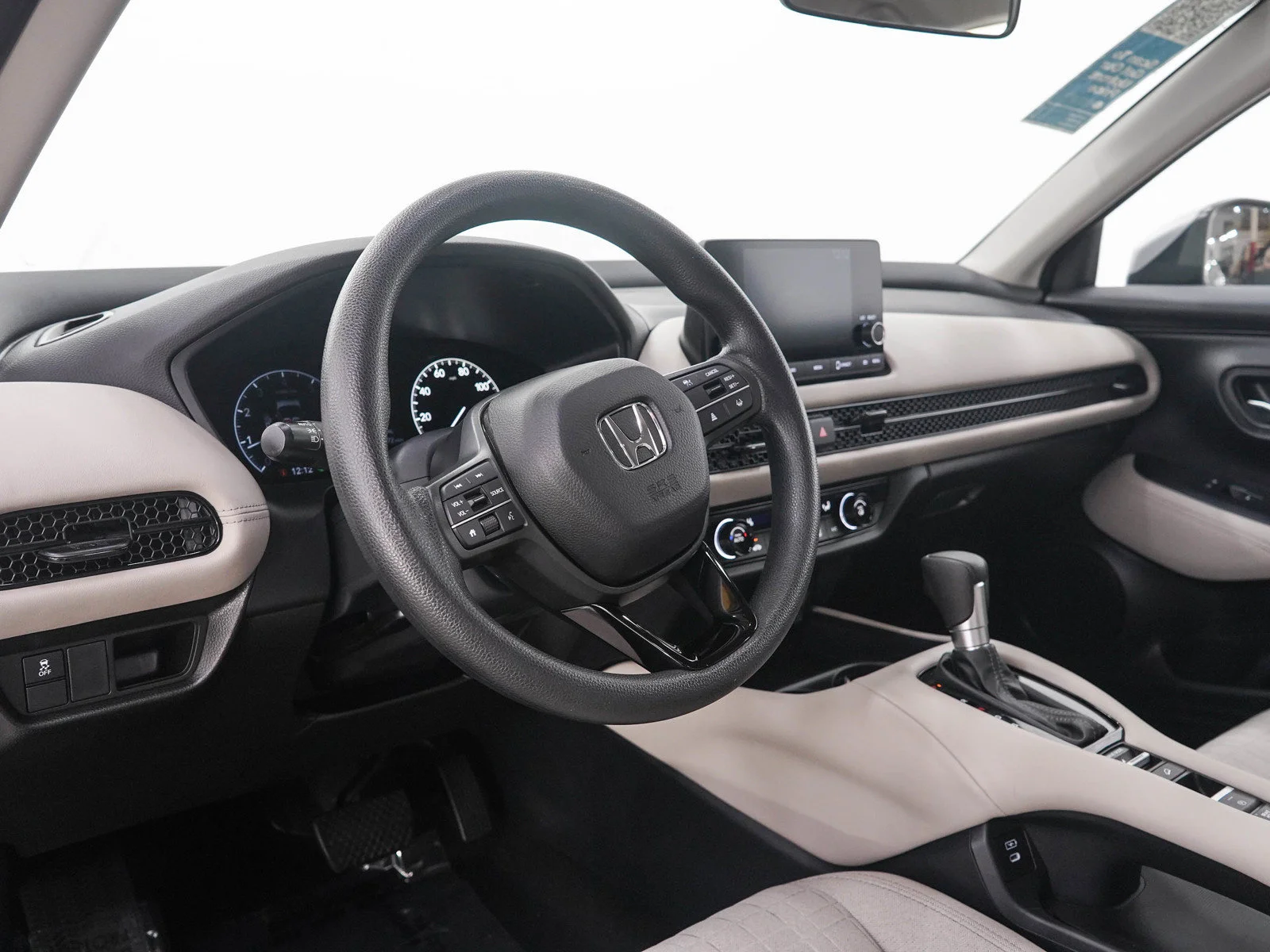 Used 2024  Honda 5D WAGON LX AWD image 23