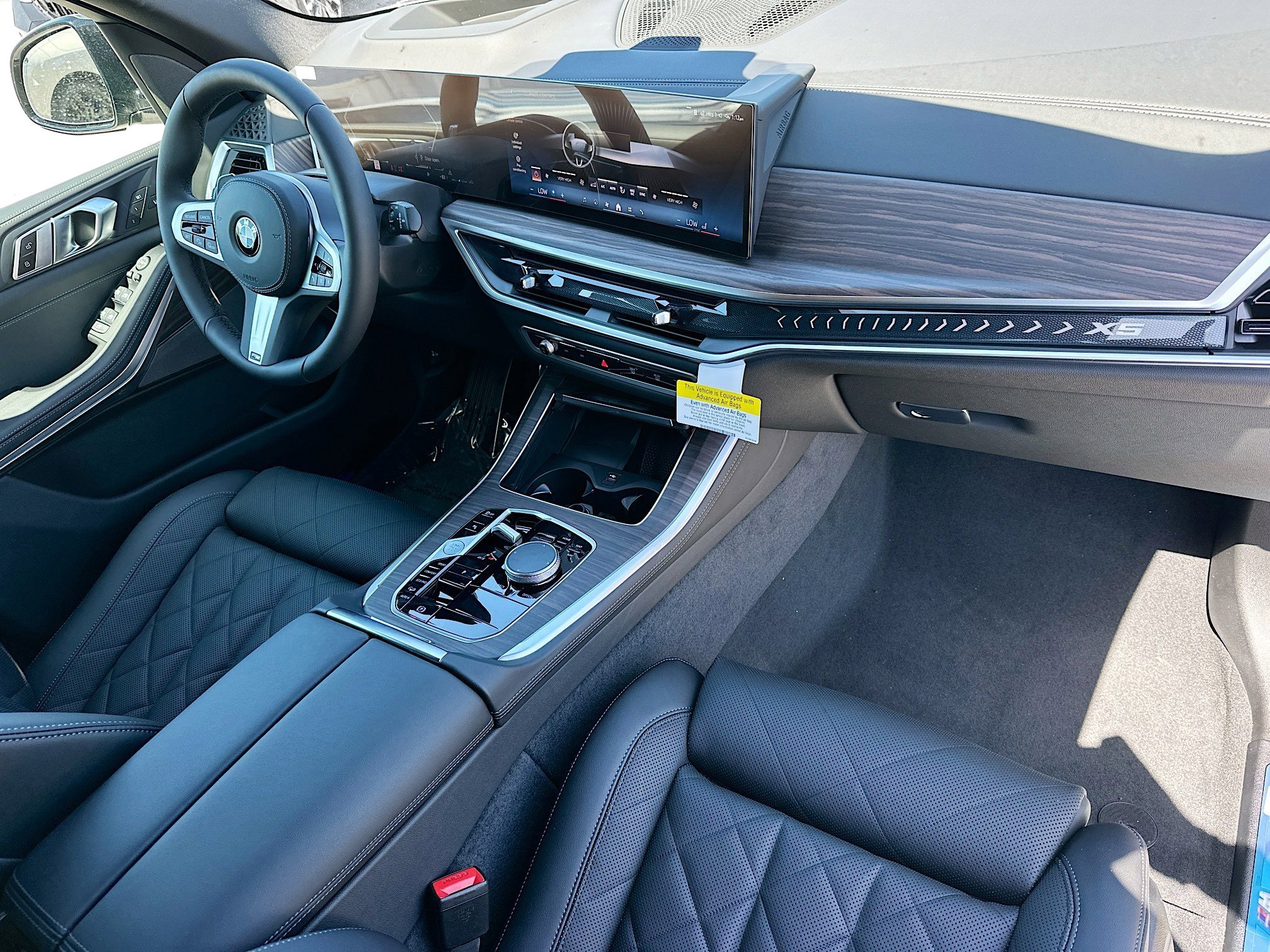 New 2026 Manhattan Green Metallic BMW xDrive40i image 24
