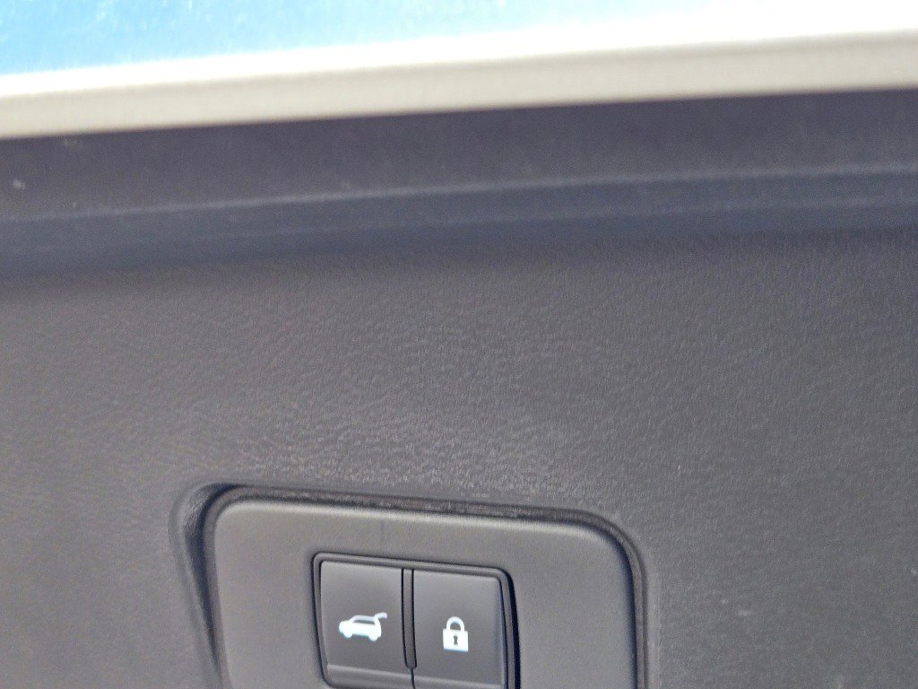 2025 Nissan Rogue SV - Photo 13