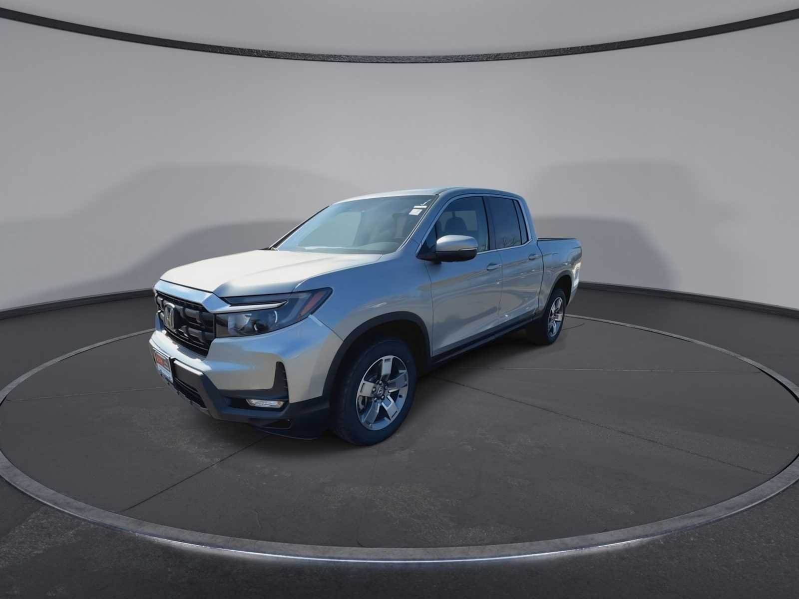 New 2026 Solar Silver Metallic Honda RTL image 4