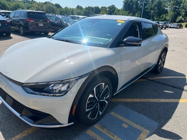 Used 2023 Glacier Kia Wind image 7