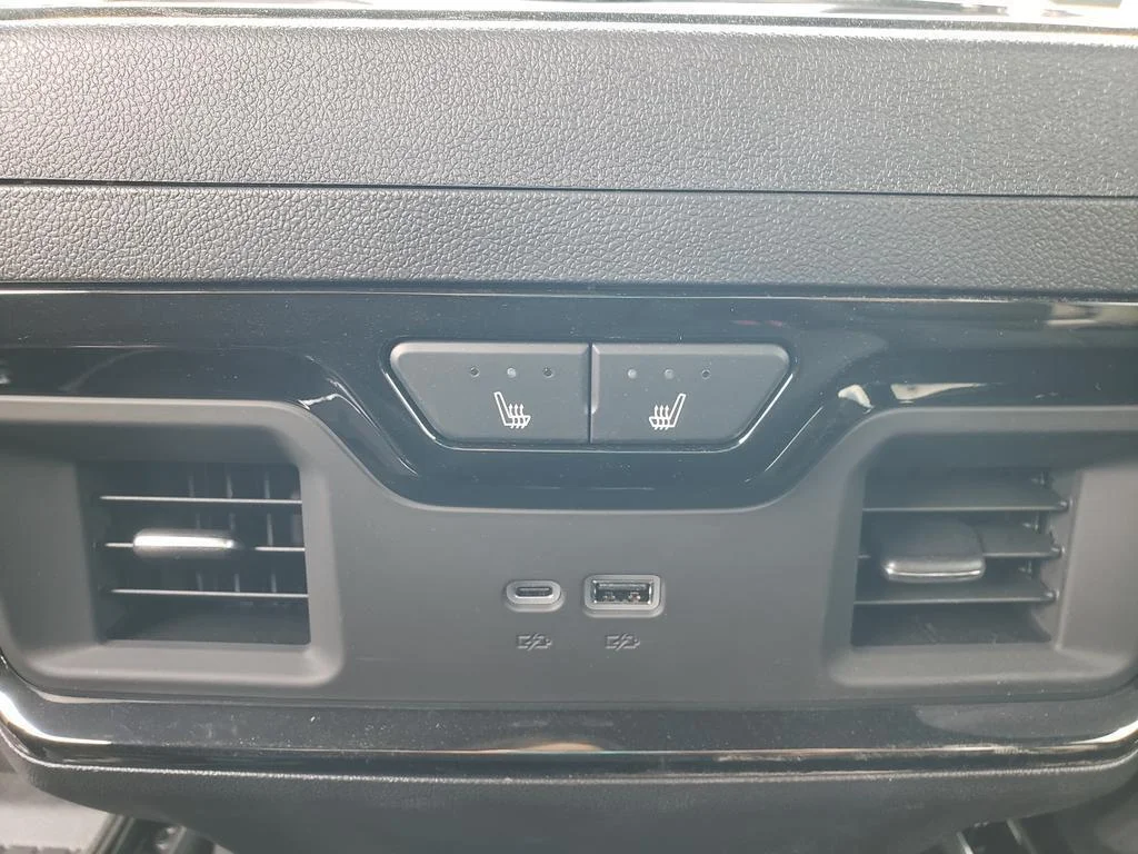 New 2026 Onyx Black GMC AT4 image 14