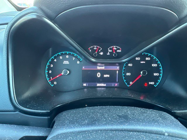 Used 2022 Red Chevrolet Z71 image 17