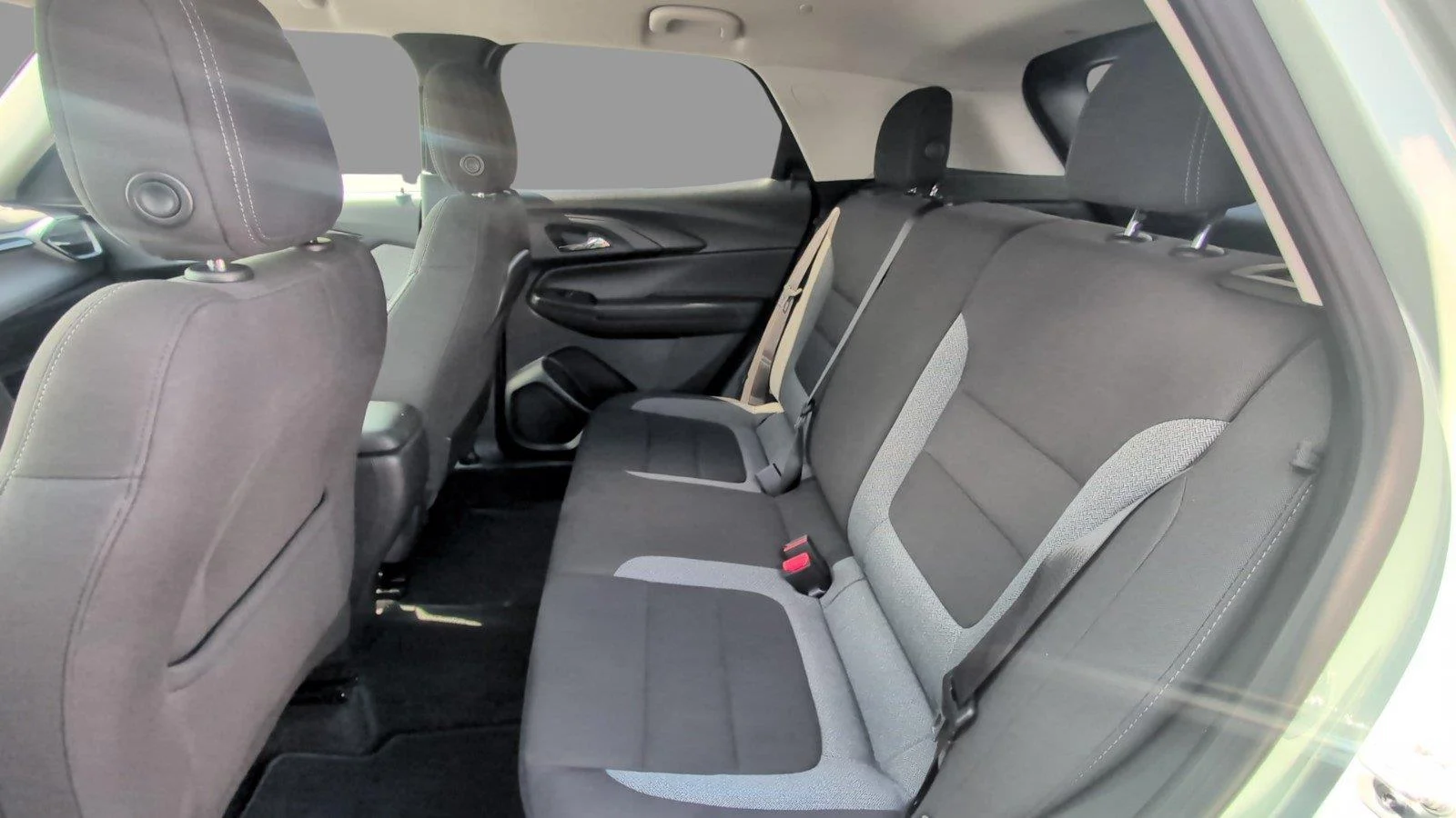 Used 2025 Cacti Green Chevrolet LT image 35