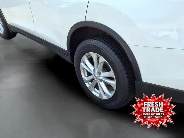 Used 2016  Nissan SV image 24
