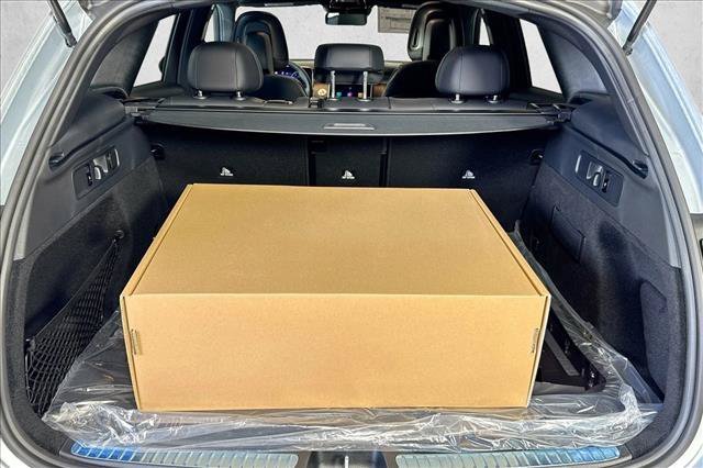 New 2026 Cirrus Silver Metallic Mercedes-Benz GLC 300 image 54