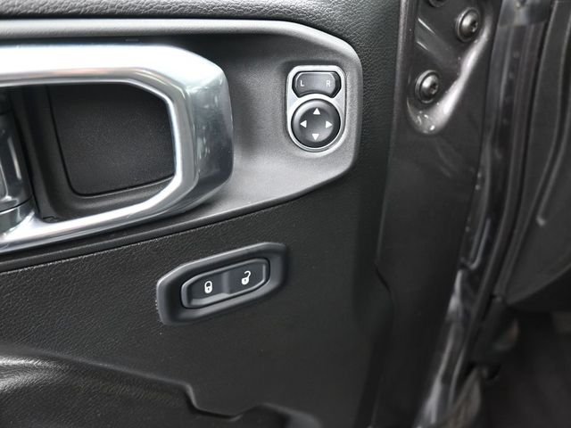 Used 2025 Gray Jeep Sport S image 13