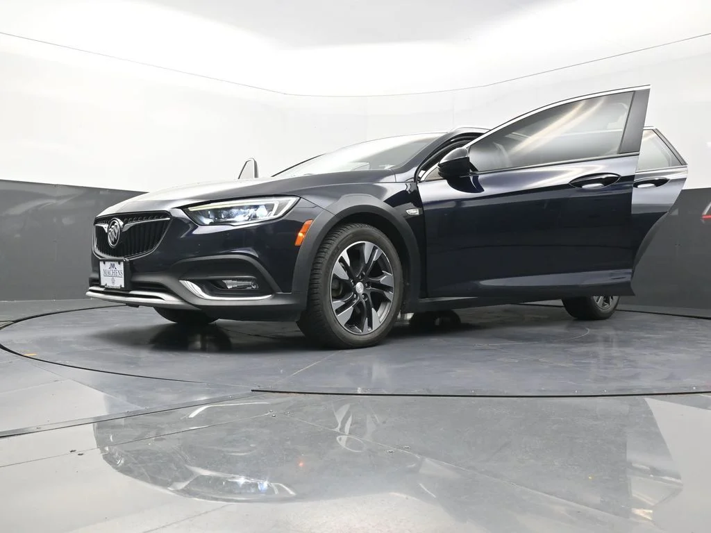Used 2019 Blue Buick Preferred image 31