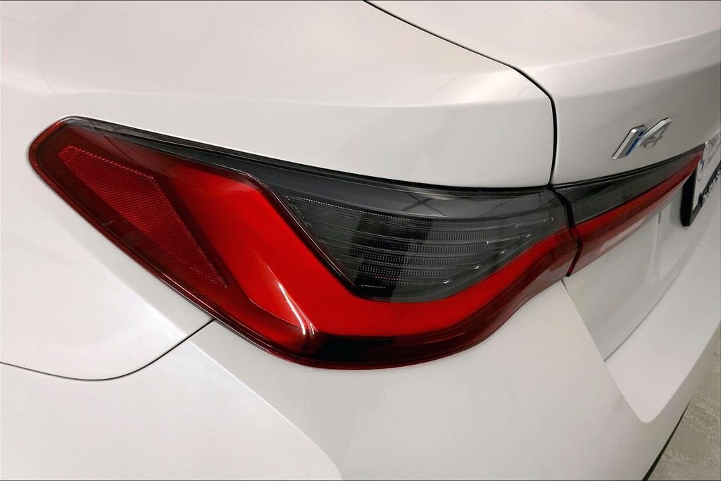 Used 2023 Mineral White Metallic BMW  image 28