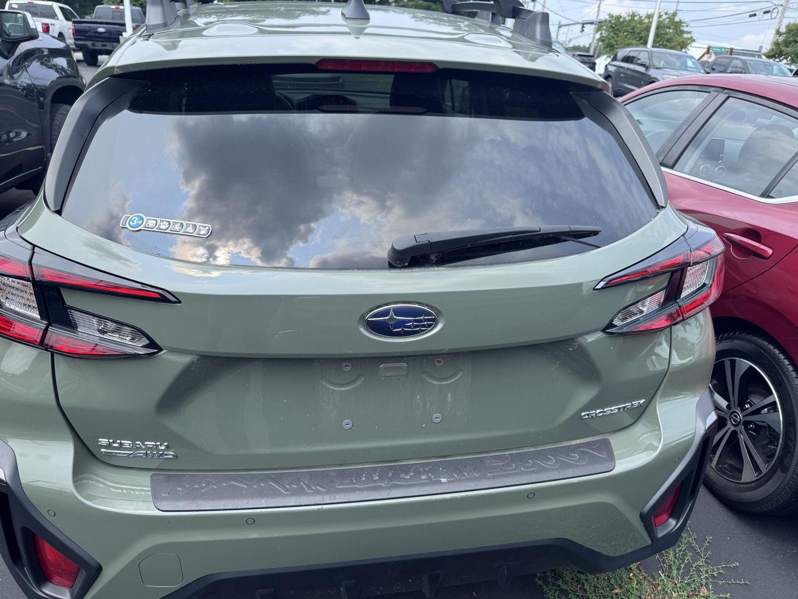 Used 2024 Alpine Green Subaru Limited image 5