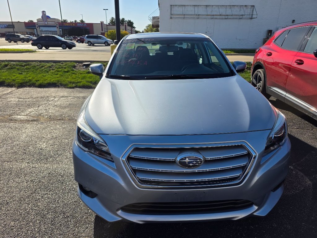 Used 2015 Ice Silver Metallic Subaru 2.5i image 1