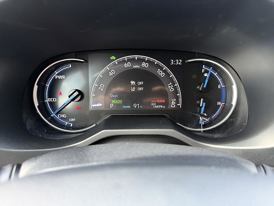 Used 2025 Silver Sky Metallic Toyota Hybrid LE image 19