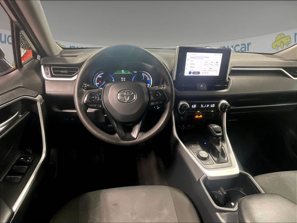 Used 2025 Silver Toyota XLE image 18