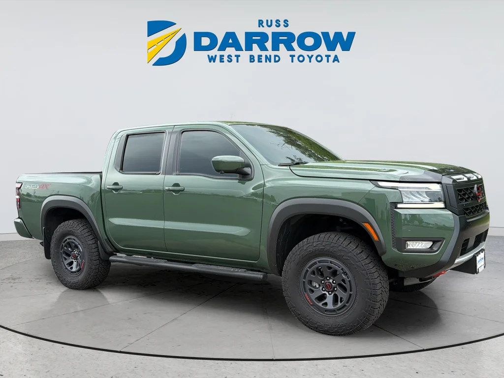 Used 2025 Green Nissan PRO-4X image 6