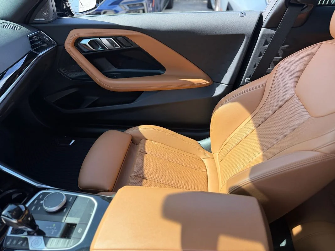 Used 2022  BMW i xDrive image 22