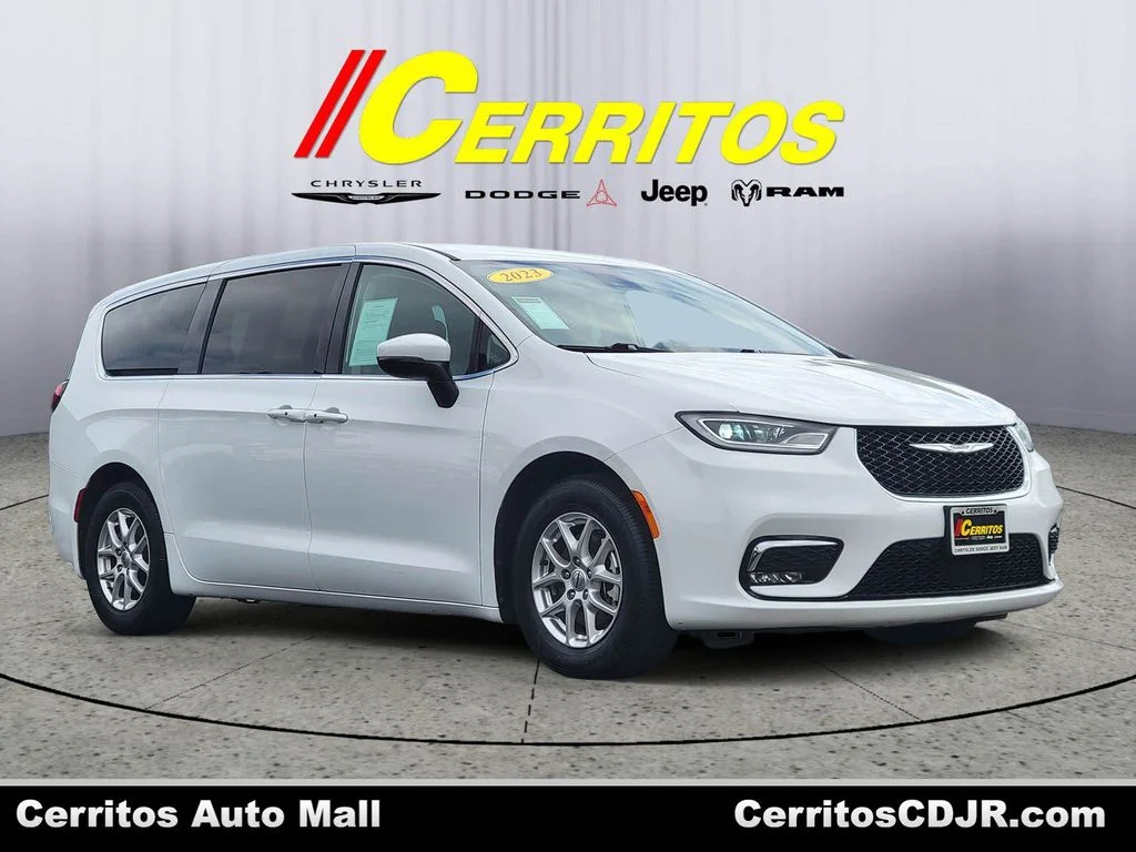 2023 Chrysler Pacifica